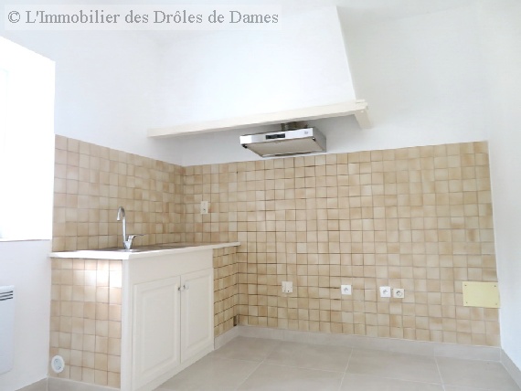 location maison-villa PROXIMITE CARCASSONNE 4 pieces, 79,9m