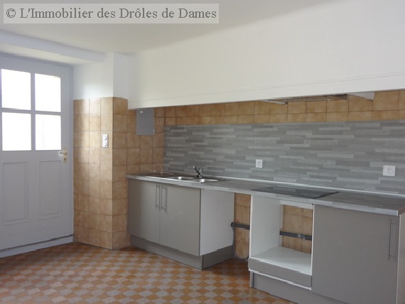 location maison-villa PROXIMITE CARCASSONNE 3 pieces, 82,3m