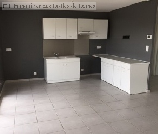 location maison-villa PROXIMITE CARCASSONNE 4 pieces, 113,51m
