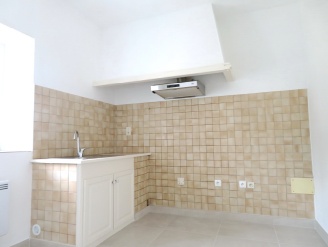 Location  PROXIMITE CARCASSONNE maison-villa 4 pieces, 79,9m2 habitables, a PROXIMITE CARCASSONNE