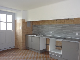 Location  PROXIMITE CARCASSONNE maison-villa 3 pieces, 82,3m2 habitables, a PROXIMITE CARCASSONNE
