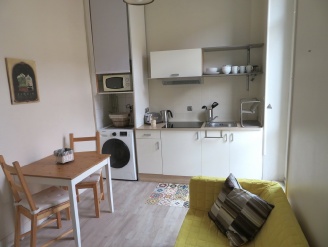 Location  CARCASSONNE meublé 2 pieces, 24,7m2 habitables, a CARCASSONNE