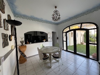 Vente  CARCASSONNE immeuble 0 pieces, 350m2 habitables, a CARCASSONNE